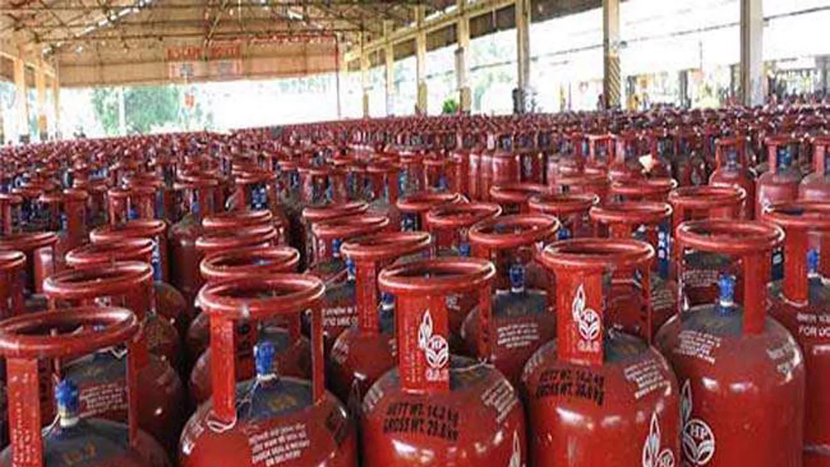 LPG Price News: एलपीजी सिलेंडर की नई कीमत जानें। प्रतीकात्‍मक तस्‍वीर