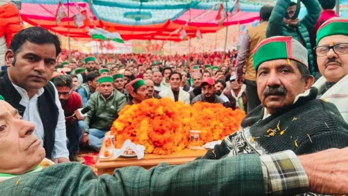 नेता प्रतिपक्ष मुकेश अग्निहोत्री भरमौर में जनसभा को संबोधित करते हुए।