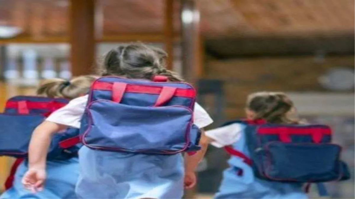 बिहार के स्कूलों में शनिवार को नो बैग की व्यवस्था; बजेगी खेल की घंटी; मुफ्त मिलेगी किताब और डायरी