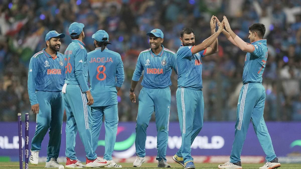 https://www.jagranimages.com/images/newimg/01112023/01_11_2023-ind_vs_sl_match_23570772_204518864.jpg