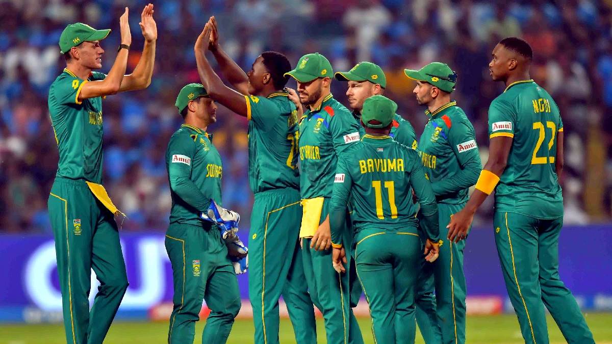 https://www.jagranimages.com/images/newimg/01112023/01_11_2023-nz_vs_sa_wc_2023_23570784.jpg