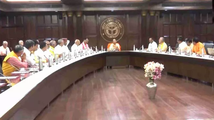 UP Cabinet Meeting: अयोध्या में दीपोत्सव पर हो सकती है योगी आदित्यनाथ सरकार की कैबिनेट बैठक