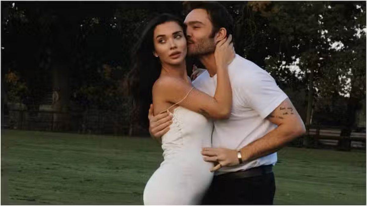 https://www.jagranimages.com/images/newimg/01112024/01_11_2024-amy_23824582.jpg