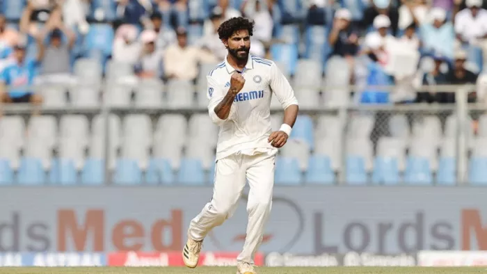 रवींद्र जडेजा ने लिए पांच विकेट। फोटो- BCCI