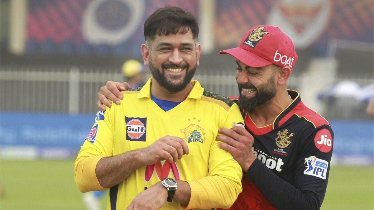 https://www.jagranimages.com/images/newimg/01112024/01_11_2024-ms_dhoni_virat_kohli_23824812_205227386.jpg
