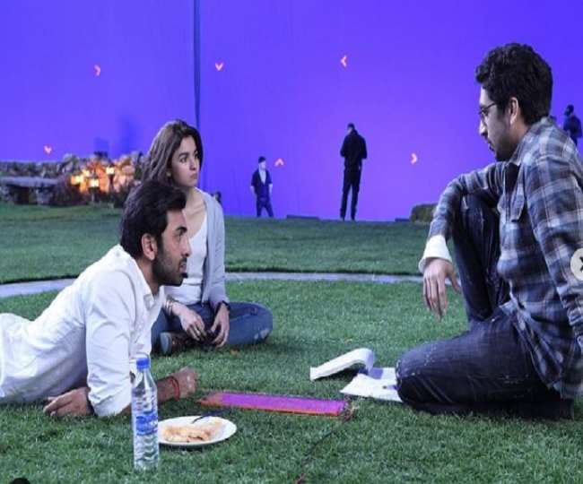 Alia Bhatt and Ranbir Kapoor great chemistry seen on sets of Brahmastra. photo source @ayan_mukerji instagram.