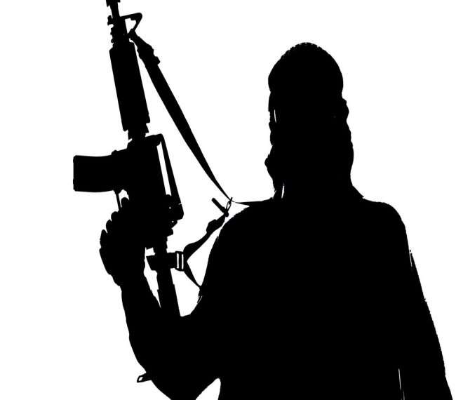 पुलवामा में आज यानि बुधवार को सुरक्षाबलों ने जारी मुठभेड़ में जैश-ए-मोहम्मद के दो आतंकियों को मार गिराया है।