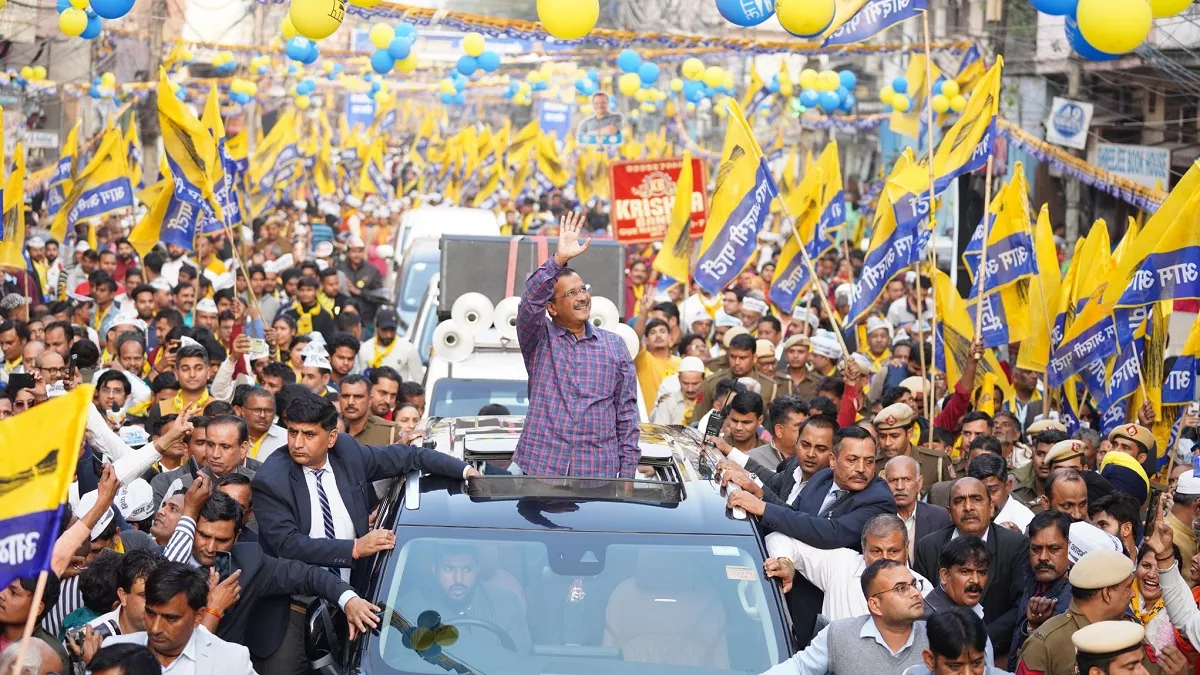 Delhi MCD Election 2022: केजरीवाल के रोड-शो में विधायक और प्रत्याशियों के मोबाइल चोरी