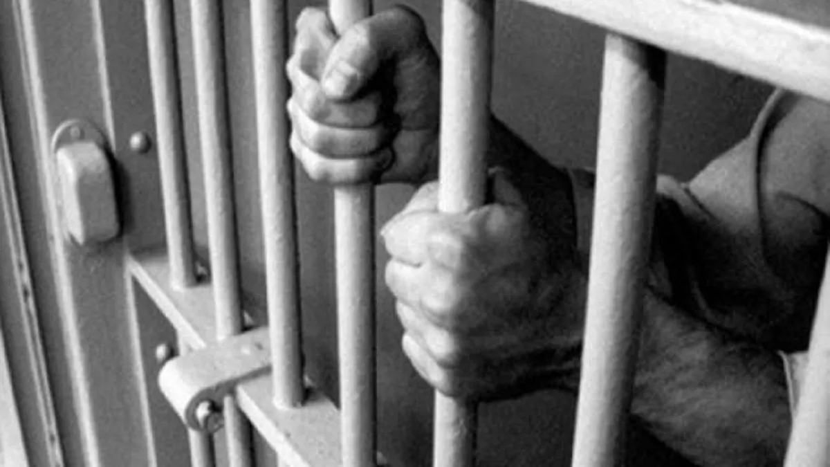 Court Verdict In UP दुष्‍कर्म के आरोप‍ित डाक्‍टर को 20 साल की कैद