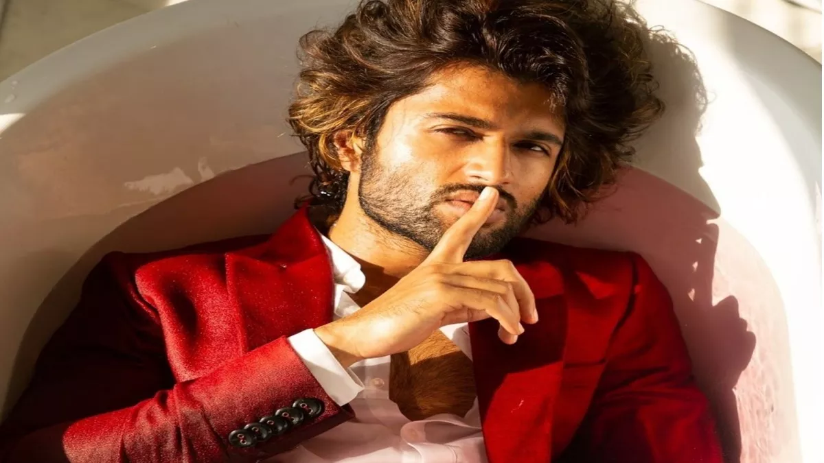 Vijay Deverakonda Reacts to ED Questioning him for 12 hour For liger Funding