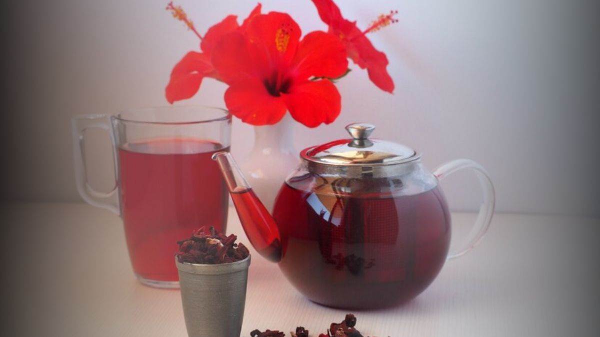https://www.jagranimages.com/images/newimg/01122024/01_12_2024-hibiscus_tea_benefits_23840301.jpg