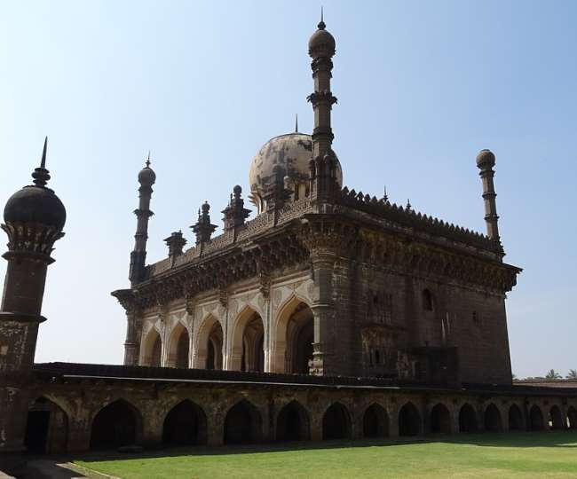सर्दियों में घूमने के लिए बेहतरीन जगह है 