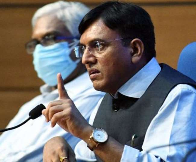 कोविड-19 से बचाव के लिए तीन जनवरी से 15 से 18 साल के किशोरों के लिए टीकाकरण अभियान चलाया जाएगा।