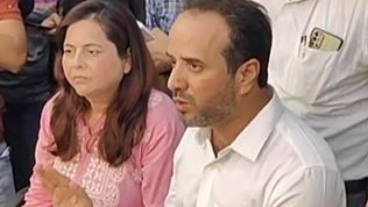 https://www.jagranimages.com/images/newimg/02012023/02_01_2023-sheezan_family_allegations_against_tunisha_mother__23281157.jpg