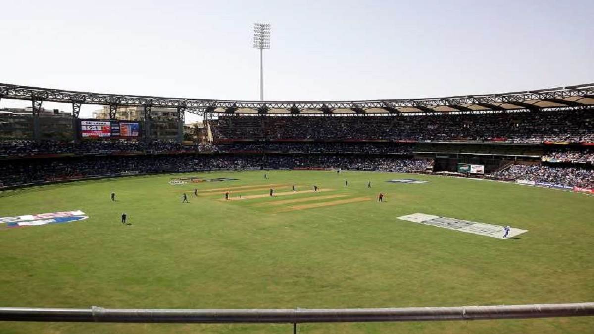 https://www.jagranimages.com/images/newimg/02012023/02_01_2023-wankhede_stadium_2_23280437_15474547.jpg