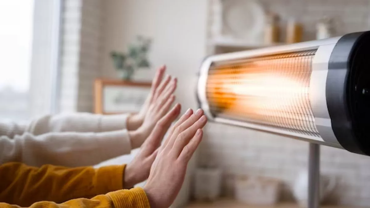 साल 2024 आते ही Room Heaters हुए सस्ते, थरथराने वाली ठंड में Amazon Sale ने 74% तक गिराए दाम