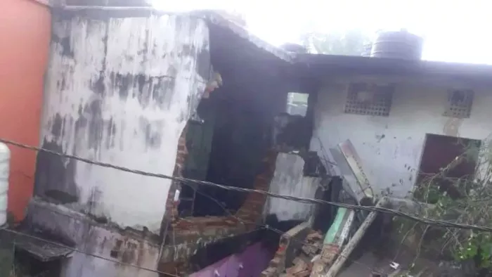 Odisha News: भुवनेश्वर में अचानक एक मकान में विस्फोट, ढही घर की दीवार; लोगों में दहशत का माहौल