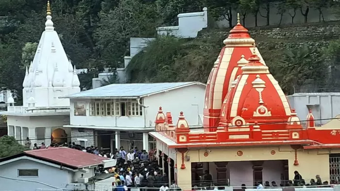 कैंची धाम क्षेत्र में हेलीपैड निर्माण को कवायद तेज