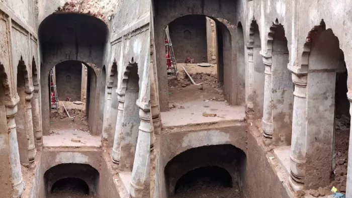 चंदौसी के लक्ष्मणगंज में बावड़ी की सफाई के बाद कुछ इस तरह दिखाई दे रही बावड़ी। जागरण