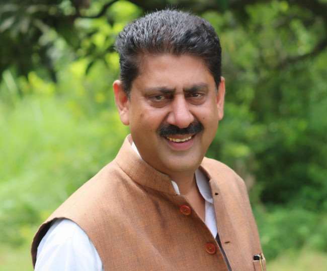 सत महाजन के बाद राकेश पठानिया प्रदेश राजनीति के नए फील्ड मार्शल