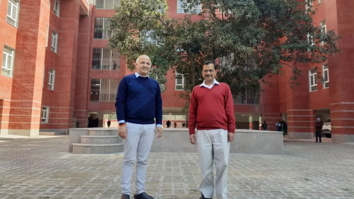 दिल्ली का एक्सीलेंस School सबसे बेहतर, CM केजरीवाल ने देश के बेस्ट स्कूलों का दिया उदाहरण