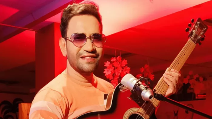 Photo Credit : Dinesh Lal Yadav Instagram Photo Screenshot