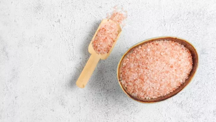 Rock Salt Benefits: सेंधा नमक के फायदे जानकर हो जाएंगे हैरान