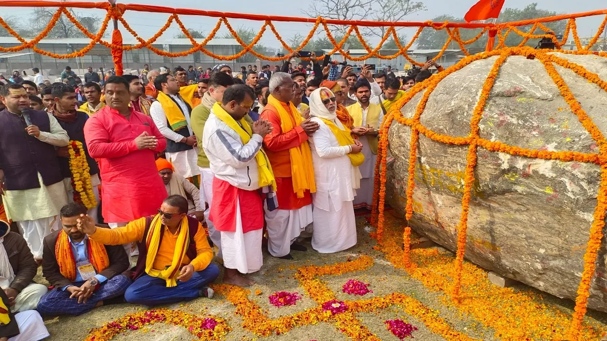 Ram Mandir Ke Ram: Shaligram Reached Ayodhya