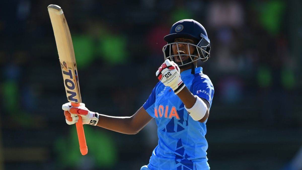 india u19 women cricket team shweta sehrawat dances receives a grand welcome from her family and friends
