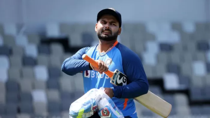 पंत ने इस बीच बताया कि चोट के कारण उनका दाहिना पैर काटना पड़ सकता था। फोटो- एक्स