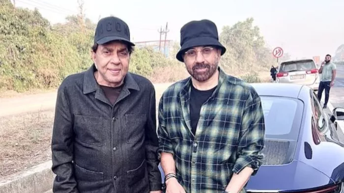 सनी देओल ने धर्मेंद्र संग शेयर की लेटेस्ट फोटो (Photo Credit-instagram)