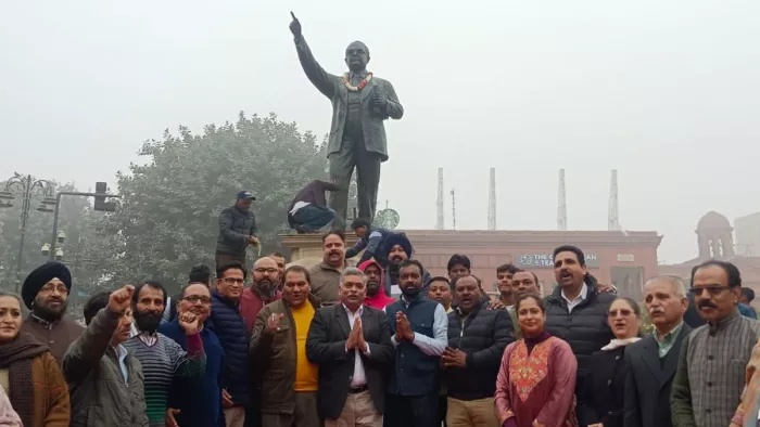 भीमराव आंबेडकर की प्रतिमा खंडित मामले की जांच को लेकर BJP ने गठित की 6 सदस्यीय कमेटी।