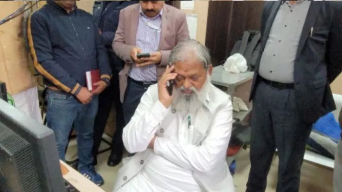 अपनी ही सरकार के खिलाफ मोर्चा खोलने के बाद अनिल विज का बड़ा एक्शन।
