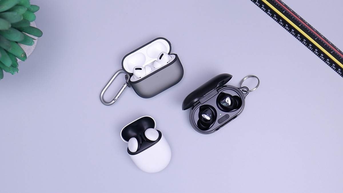 Amazon Sale 2023 On Earbuds Image Source: Unsplash