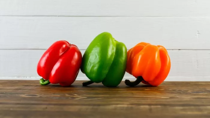 Benefits Of Capsicum: शिमला मिर्च खाने के हैं गजब के फायदे
