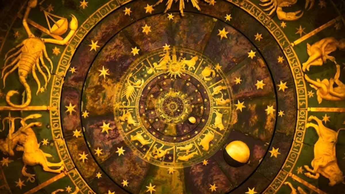 https://www.jagranimages.com/images/newimg/02032023/02_03_2023-surya-guru-yuti_23345380.jpg