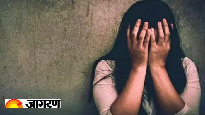 स्वयंभू बाबा द्वारा चलाए जा रहे देहव्यपार का भंडाफोड़ (Image: Jagran)