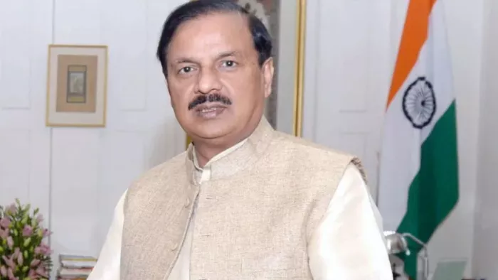 डॉ. महेश शर्मा को गौतमबुद्ध नगर से मिला टिकट। फाइल फोटो