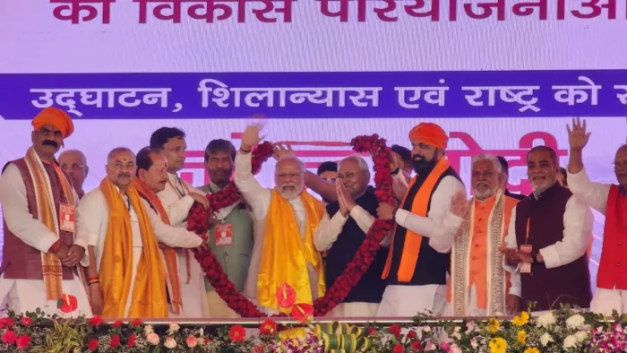 'मां-बाप से कुर्सी तो मिल जाती है, लेकिन...' लालू-तेजस्वी पर PM का डायरेक्ट अटैक।