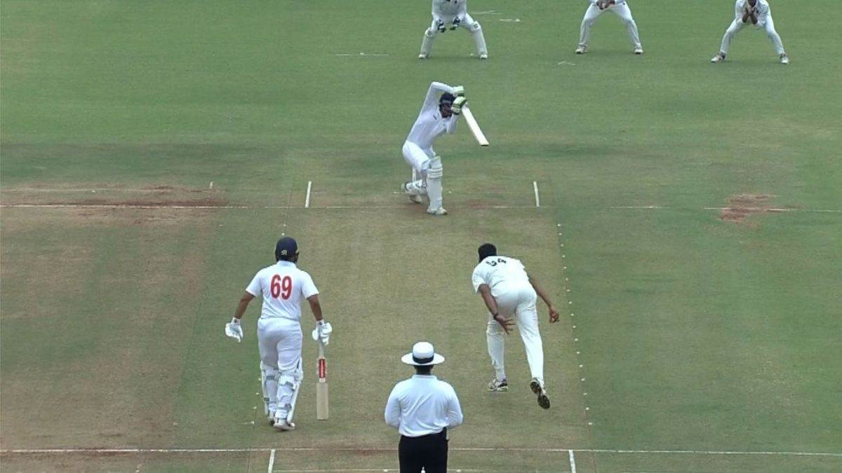 https://www.jagranimages.com/images/newimg/02032024/02_03_2024-ranji_semi_final_2_23665711.jpg