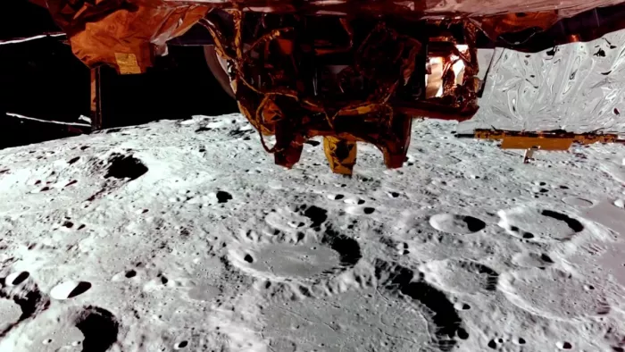 ब्लू घोस्ट लूनर लैंडर ने भेजी चंद्रमा की फोटो। ( फोटो- @NASA_Marshall)