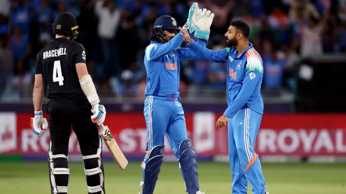 Varun Chakaravarthy ने न्यूजीलैंड के खिलाफ चटकाए पांच विकेट। फोटो- ICC