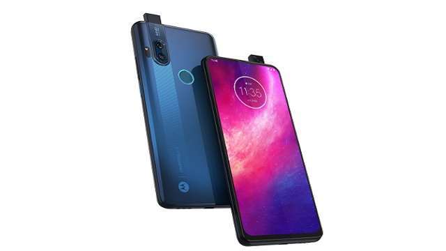 https://www.jagranimages.com/images/newimg/02042021/02_04_2021-05_12_2019-motorola_one_hyper_19817072_21519460.jpg