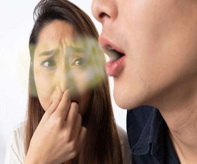 https://www.jagranimages.com/images/newimg/02042022/02_04_2022-bad_breath_22591982.jpg