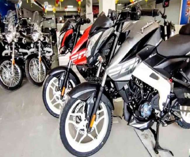 https://www.jagranimages.com/images/newimg/02042022/02_04_2022-bajaj-pulsar_22593334.jpg