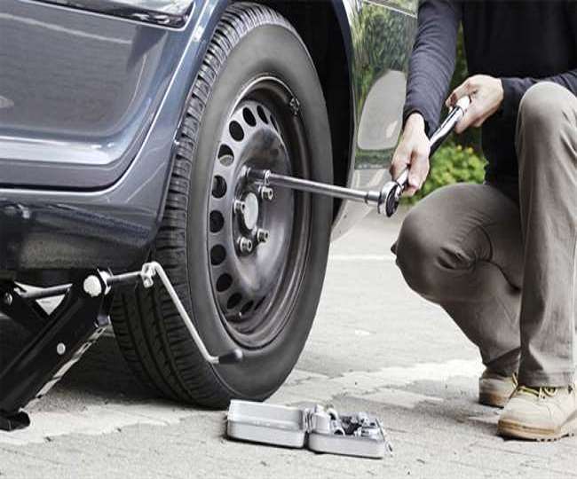 https://www.jagranimages.com/images/newimg/02042022/02_04_2022-car_tyres_22592404.jpg