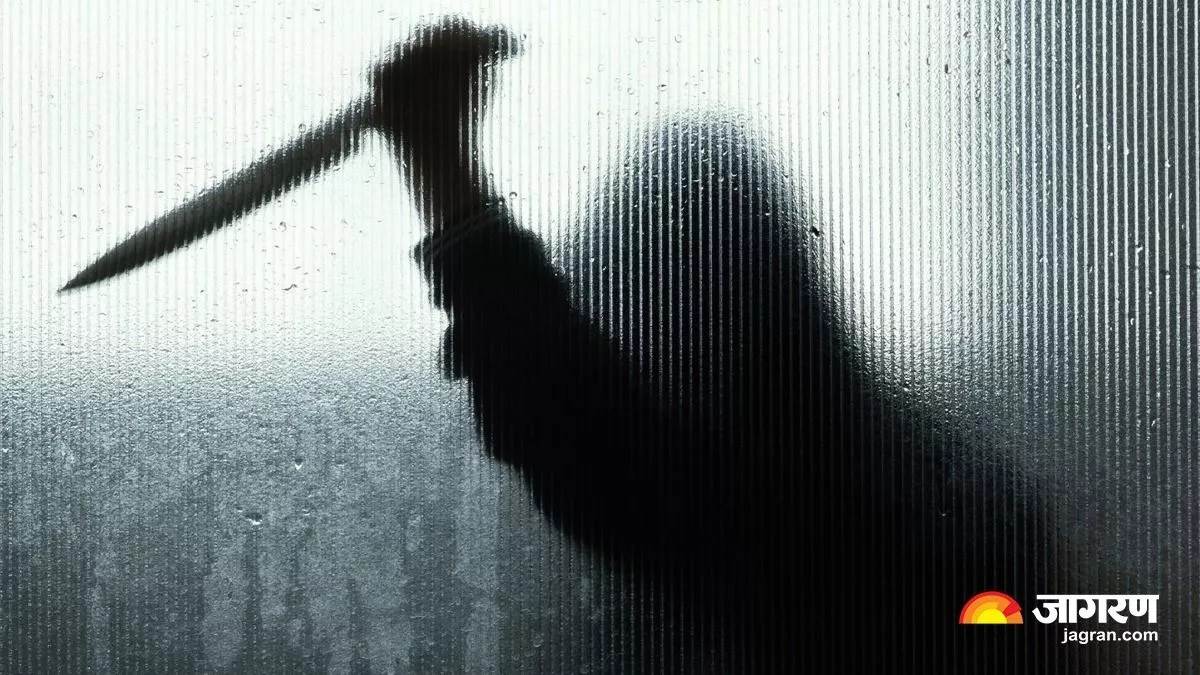 https://www.jagranimages.com/images/newimg/02042023/02_04_2023-murder_knife_23373797.jpg