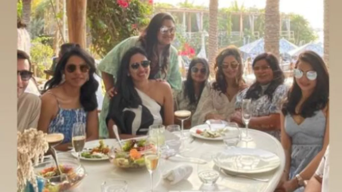 Upasana Baby Shower: राम चरण की वाइफ उपासना कामिनेनी ने दुबई में मनाया बेबी शॉवर, जल्द बनने वाली हैं मां