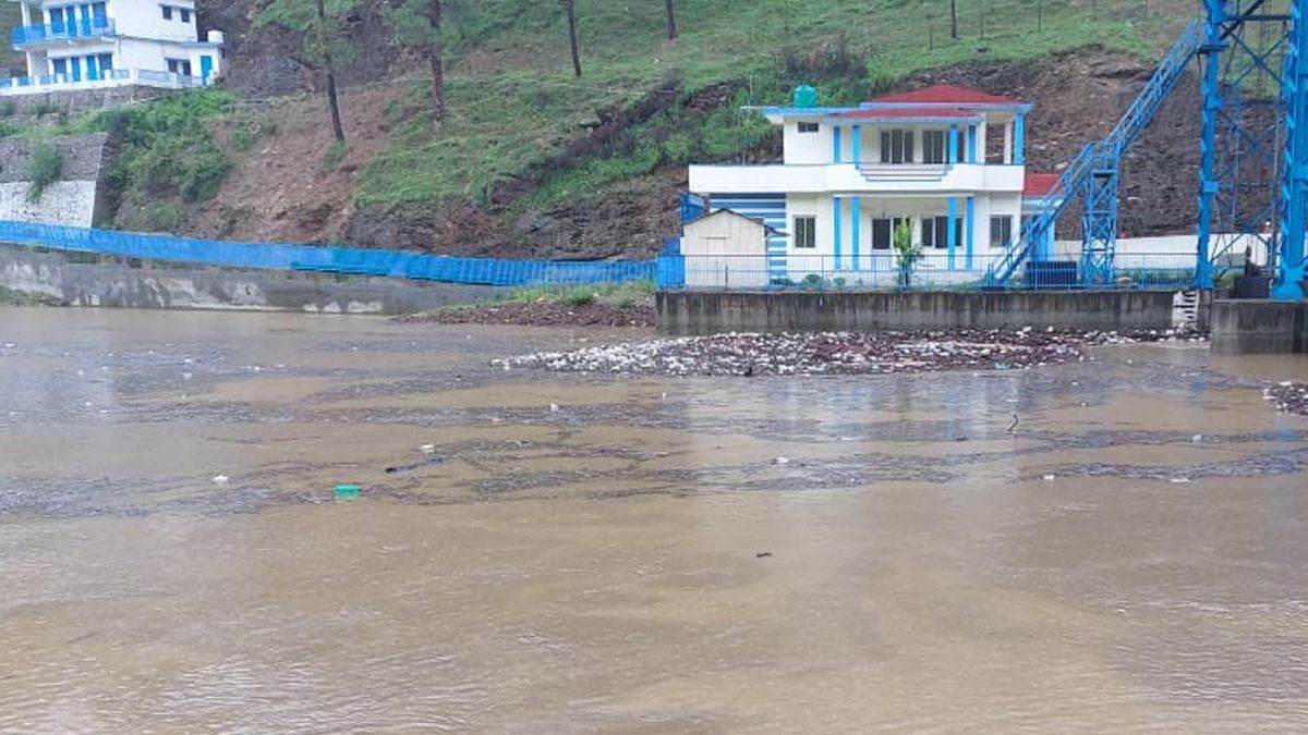 https://www.jagranimages.com/images/newimg/02042024/02_04_2024-_almora_drinking_water_system_23688168.jpg