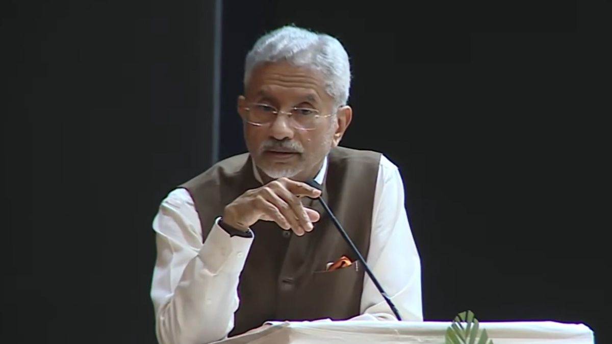 https://www.jagranimages.com/images/newimg/02042024/02_04_2024-eam_jaishankar_23688276.jpg